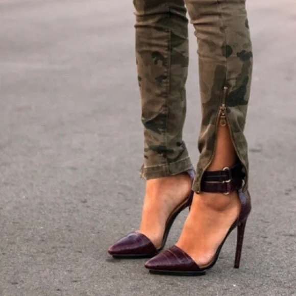 L.a.m.b Oxley Heels - Picture 12 of 12